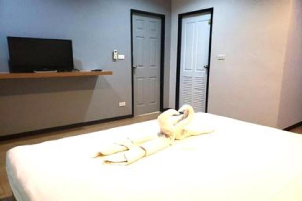 קנצ'נבורי Eurotel Hotel מראה חיצוני תמונה